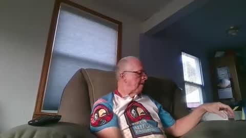 Snapshot of tacrunner66_ chatting on October 9, 12:38 am tacrunner66_ online show from October 9, 12:38 am