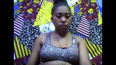 tahiriniah online show from November 23, 7:23 pm