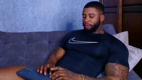 Tairon Tucke online show from February 26, 4:41 am