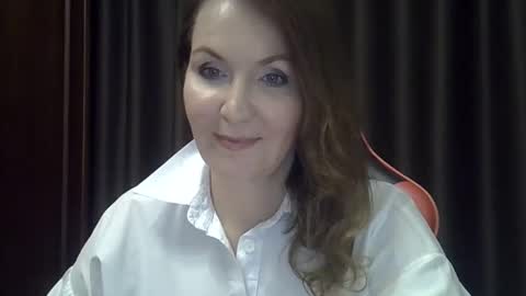 taisialucky77 online show from November 10, 4:43 pm