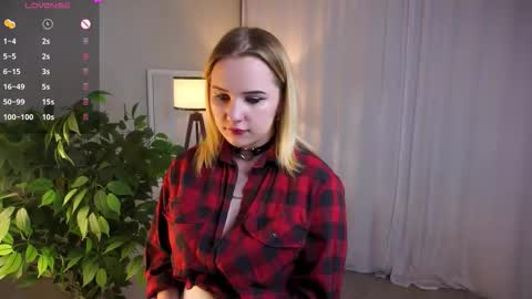 Jessi online show from October 2, 11:09 am