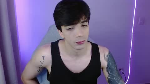 takeru___ online show from April 23, 2:41 am