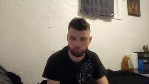 Snapshot of talenjames chatting on December 2, 2:35 am Talen James online show from December 2, 2:35 am
