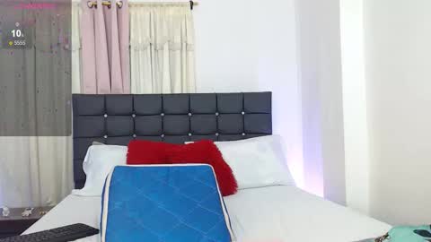 taliana  modelo independiente online show from November 6, 2:14 am