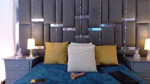 tali  online show from February 25, 7:50 pm