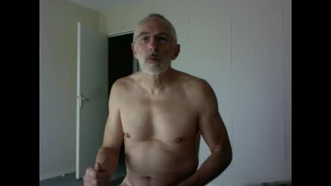 Jack Pierrot online show from October 22, 5:43 am