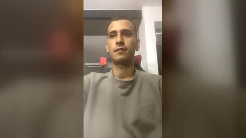 talktome4 online show from February 27, 5:33 am