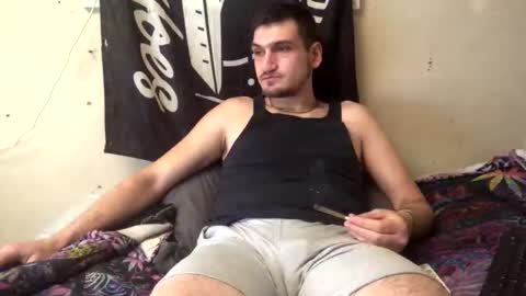 tallerandhandsomer online show from February 9, 12:31 pm