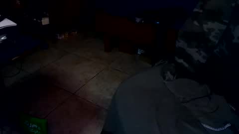 talltannhandsome online show from April 12, 1:48 pm