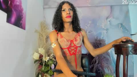  T A M A R A  online show from October 26, 9:36 pm