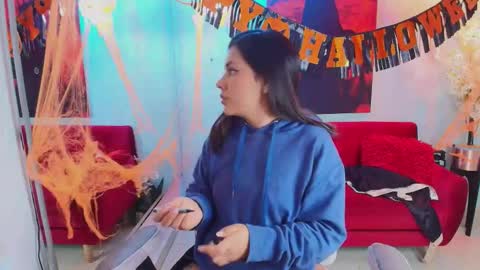 Tammy online show from October 31, 3:40 am