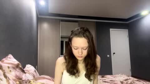 Adriana online show from March 29, 9:05 pm