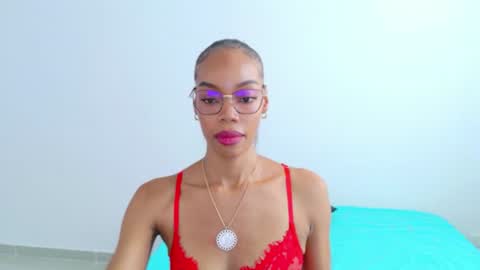 tamylynn online show from July 15, 8:24 pm