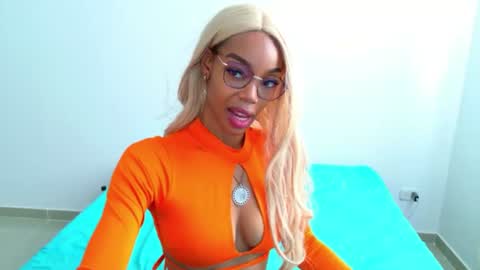tamylynn online show from July 28, 3:21 pm