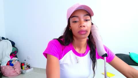 tamylynn online show from June 4, 8:37 pm
