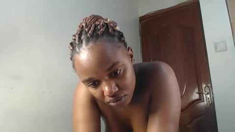 tania online show from November 24, 11:58 pm