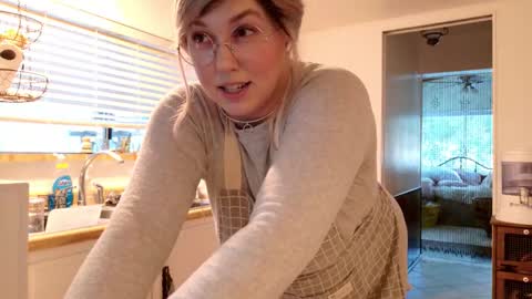 Lilith Eden  sometimes Eve online show from October 30, 10:10 pm