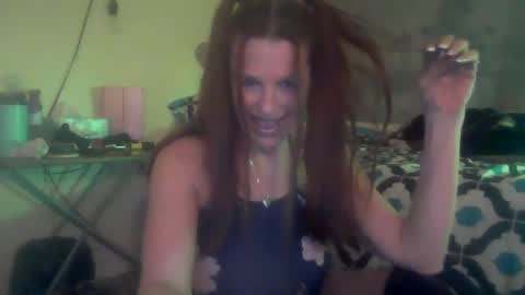 tara lynn online show from January 24, 5:31 am