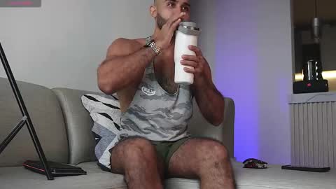 Tarek online show from September 22, 9:08 pm