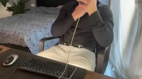 tarquit8 online show from June 13, 4:17 pm