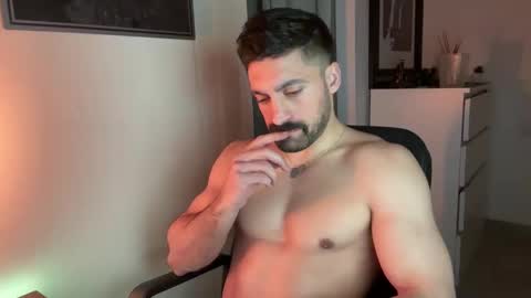 tarquit8 online show from February 24, 9:51 pm