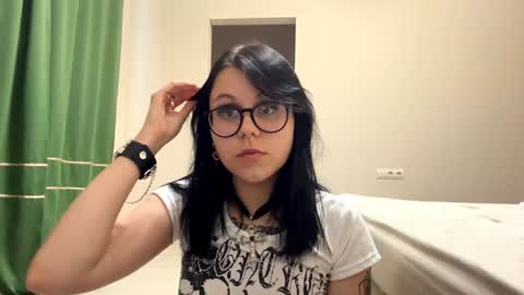 Tarsha online show from August 8, 1:54 pm