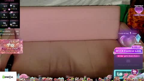 TashaKai online show from April 1, 1:41 pm