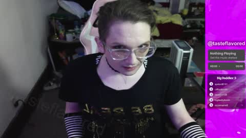Snapshot of tasteflavored_femboy chatting on March 3, 12:39 pm Taste online show from March 3, 12:39 pm