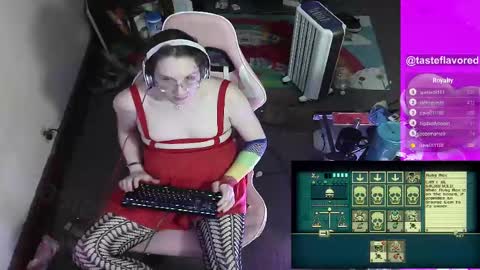 Snapshot of tasteflavored_femboy chatting on March 4, 9:22 pm Taste online show from March 4, 9:22 pm