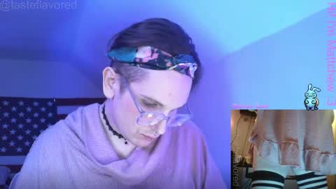 Snapshot of tasteflavored_femboy chatting on February 15, 11:14 pm Taste online show from February 15, 11:14 pm