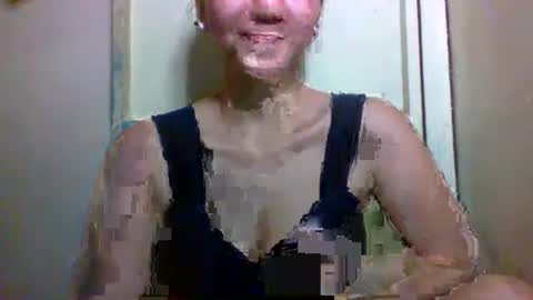 Snapshot of tastelikecola69 chatting on October 8, 3:18 pm tastelikecola69 online show from October 8, 3:18 pm