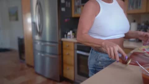 veronicabrian online show from February 15, 6:06 pm