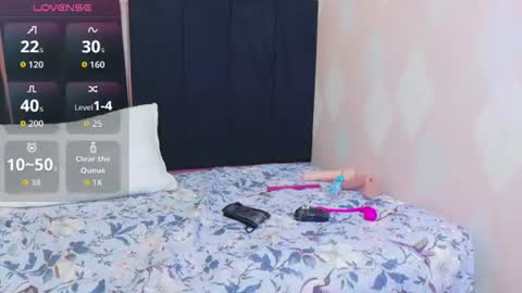 tastydarkchocolatee online show from June 12, 3:11 pm