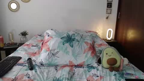 tatiana_monteros online show from September 24, 7:31 pm