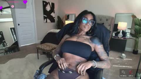 Tatted Queen online show from March 18, 6:58 pm