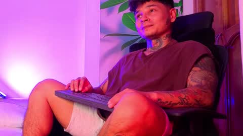 tattokoi online show from March 18, 1:33 am