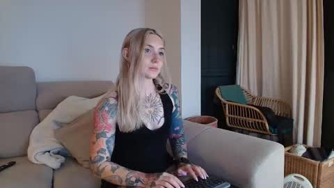 tattoobbgirl online show from February 11, 6:56 pm