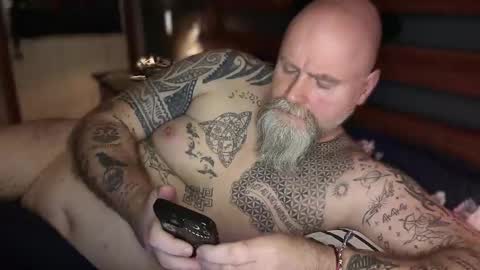 Tattooeddilf 01 online show from November 12, 12:13 am