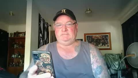 tattzsexy online show from February 15, 11:03 pm