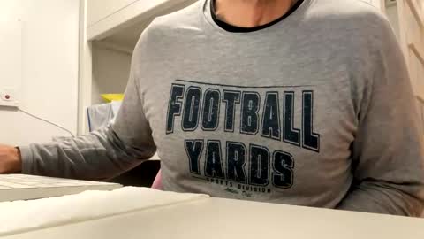 Tatuador40 online show from February 9, 11:25 pm