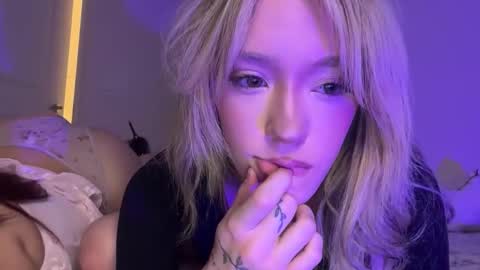 tatumhayes online show from March 1, 1:32 am