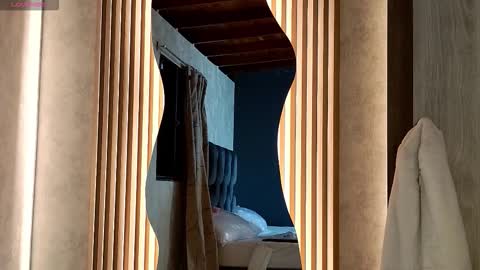 taurito___ online show from September 28, 6:00 am