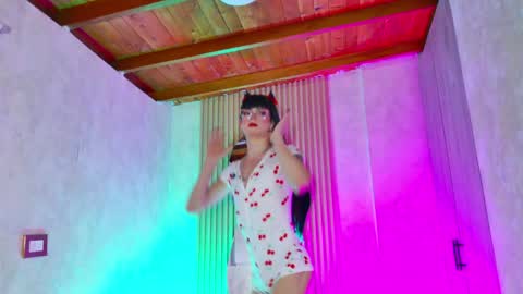taurito___ online show from May 31, 10:58 am