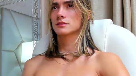 tayler_swift1 online show from January 18, 10:06 am