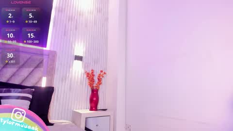 Taylor Harveey online show from February 24, 10:24 pm