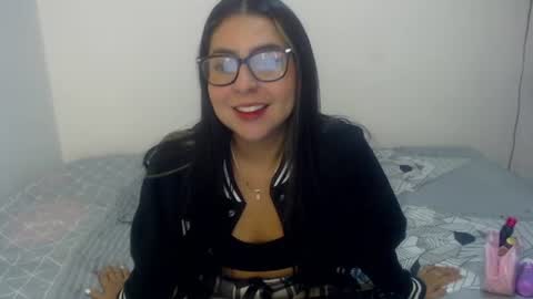 taylor_sensual online show from June 29, 6:32 am