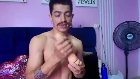 taylor stele online show from June 13, 9:47 pm