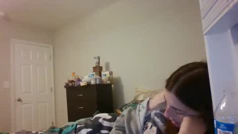 taylorslay online show from April 13, 1:32 am