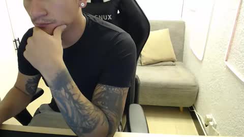 DYNAMITE DUO69 online show from February 9, 12:42 pm