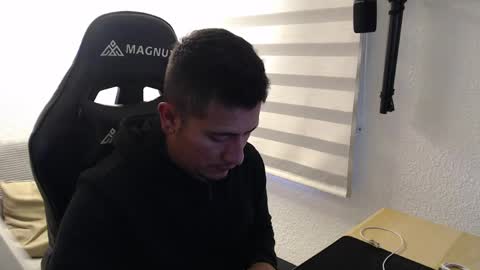 DYNAMITE DUO69 online show from April 21, 12:01 pm